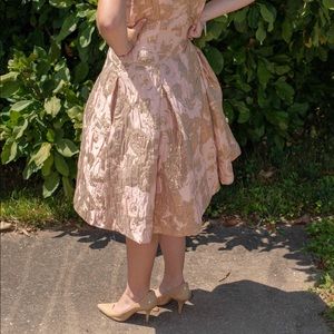 COPY - Aidan Mattix size 8 w pockets!!